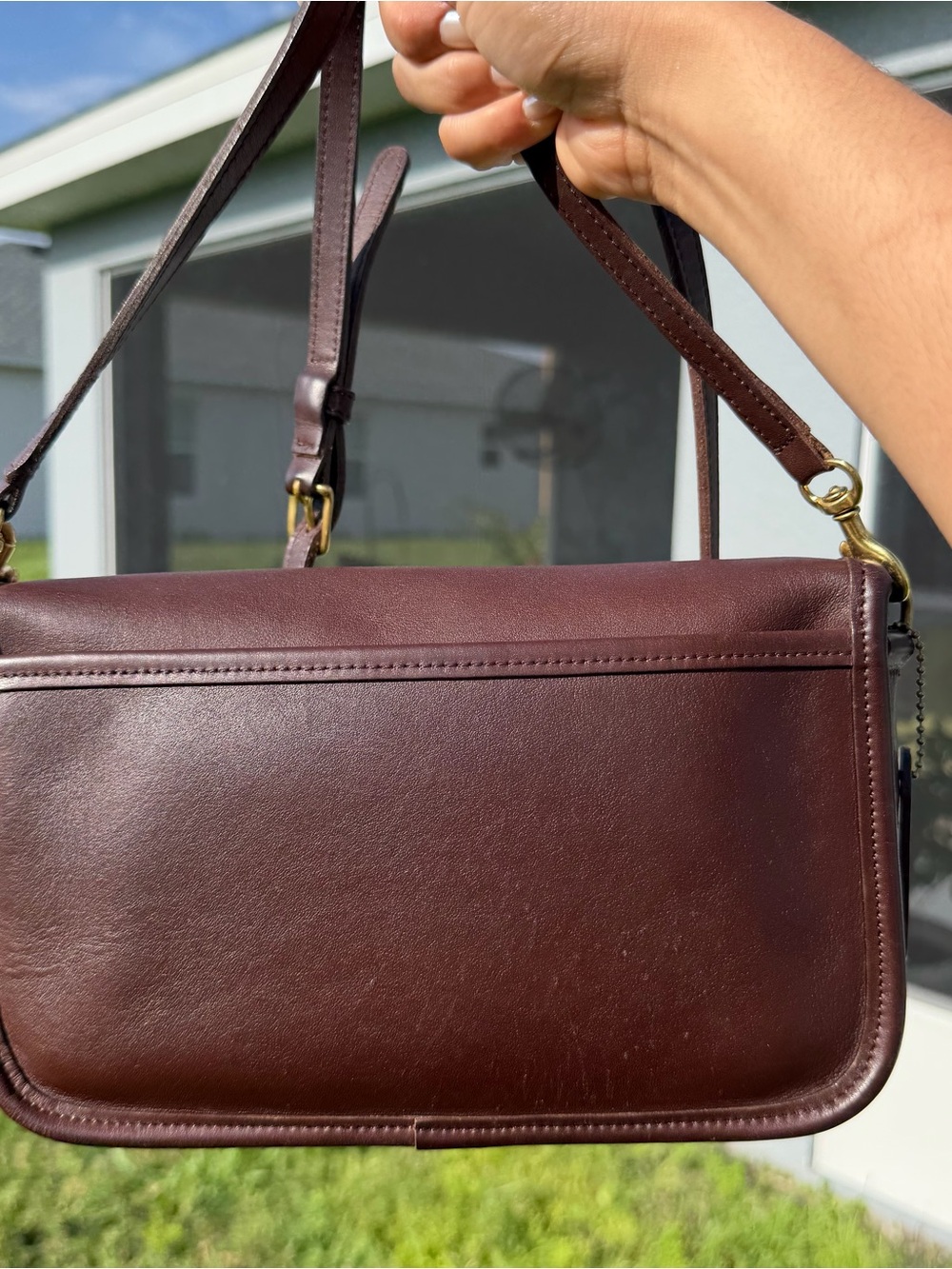 Vintage coach pocket purse in chocolate brown - Picture 3 of 12